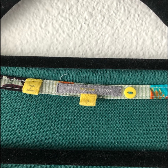 🌿🌿🌿LITTLE YELLOW BUTTON Boho Underlay Sweater - Picture 3 of 8